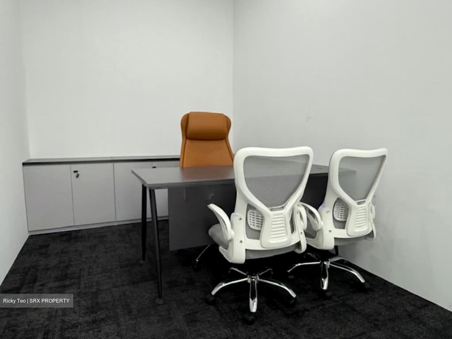Kallang Way (D13), Factory #536391831